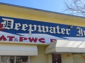 Deepwater Inn Motel