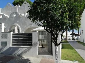 Casa Romero - Beautiful Villa, Corner by Pools, Full Kitchen, 3 Terraces, Internet, Netflix