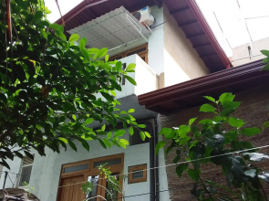 Brown Birds Villa
