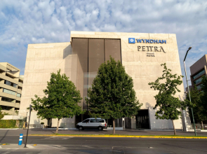 Wyndham Santiago Pettra