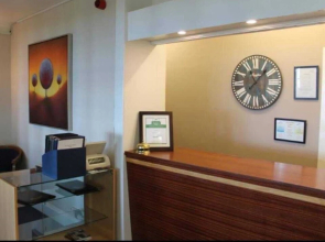 Cullen Bay Hotel