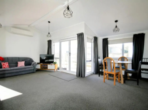Opunake Break - Opunake Holiday Home