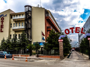 Pak Otel