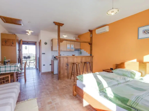 Tourist Farm Tonin - Apartment 3