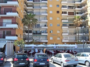 PERLA 2 Paseo Marítimo