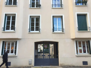 Fonty Cosy Yard side Top last floor