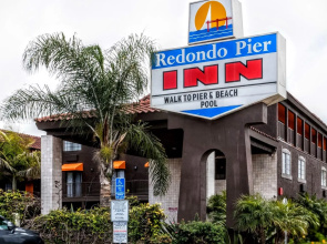 Redondo Pier Inn