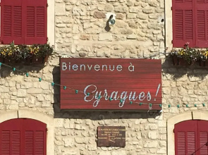 Beautiful Villa With Pool Near St.remy-de-provence