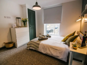 Habita Property Spacious Central Plymouth House Sleeps 8