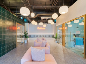 Amazing Location! 6br Liverpool Apartment- Sleeps6