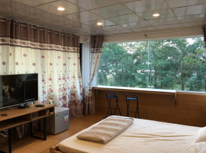 Hana Riverside Villa