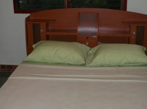 Thai-West Resort
