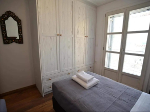 Zoe apartment