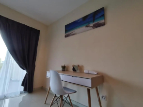 Marina Island Lumut Homestay by Goopro