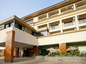 Отель Best Western Premier Garden Entebbe