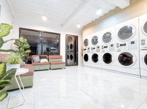 RedDoorz near Marfori Heights