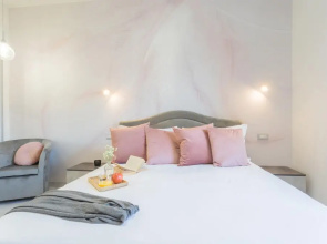 Cernobbio Grey Suite