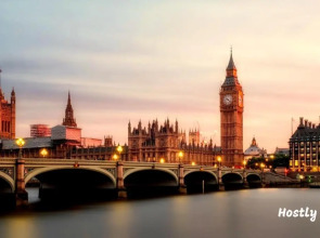 Wesley Gate Apartments - Building 3, by Hostly