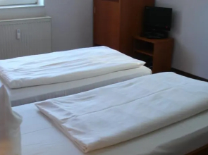 Hotel & Pension NOlift