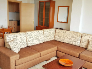 Bungalow White Apartments and Suites