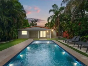 Villa Miami Poolside Paradise