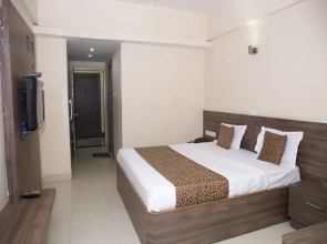 OYO 8109 Hotel Basera