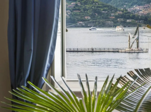Vista Palazzo Lago Di Como