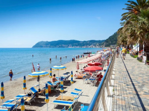 La Pietra sul Mare