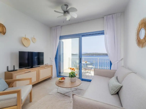 Lefkada Blue Luxury Apartments, Perigiali A4 Entrance Level