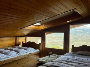 Chalet With Mesmerizing Mountain View