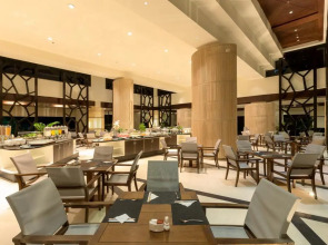 Andaman Embrace Patong