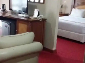 Hotel Bukit Serelo