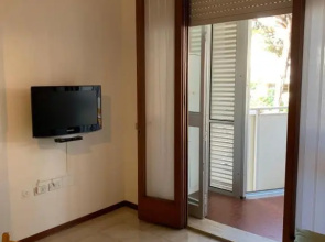 Appartamento in Viale Giosuè Carducci 150