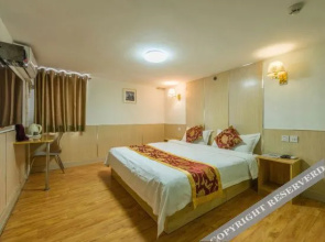 Meiduo Smart Hotel (Baoding Railway Station Zhili Governor's Office)