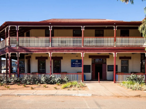 Beadon Bay Hotel