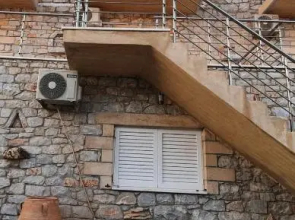 Stoupa Lefktro 3