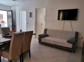 Eleni Apartment