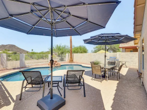 Swim w/ a View: Scenic Desert Retreat in Glendale