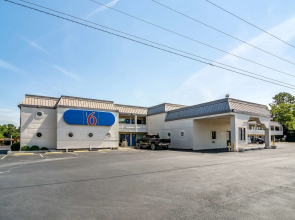 Motel 6 Durham