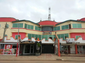 Bineys Hotel