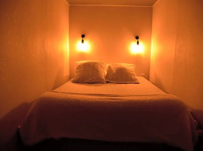 La ptite adresse Love Room 150 M2 Piscine Intérieure chauffé Privée & Spa Privée Parking Gratuit