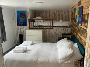 Charming Chalet in Stoke Fleming - Sleep 3/4