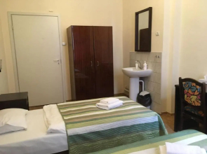 Hostel Viktorija with Private Rooms