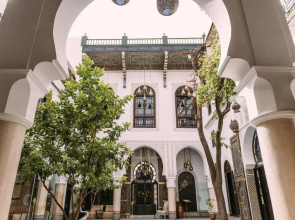 Riad Maison Bleue And Spa