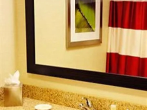 Courtyard Marriott Rochester E