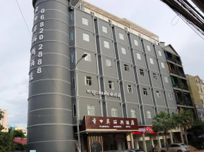 St. Moritz Business Hotel