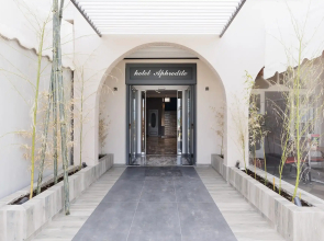 Aphrodite Beach Hotel