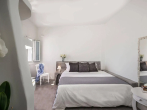 Alta Mare By Andronis