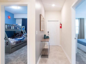 Stunning 2 Bd Close to Disney @ Storey Lake 203