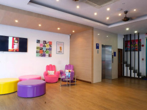 iCheck inn Central Patong